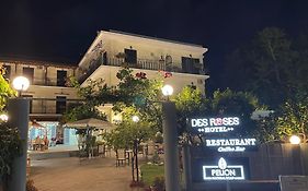 Des Roses Hotel